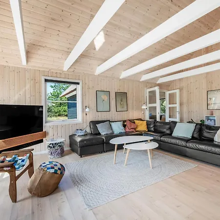 Semesterbostad Luxury House In Henne - By Traum *