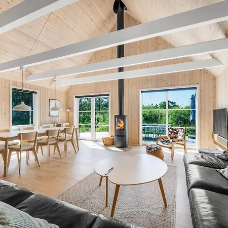 Luxury House In Henne *